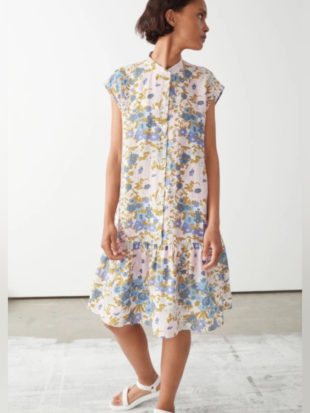 & Other Stories Relaxed Buttoned Midi Dress in Blue Florals size XS